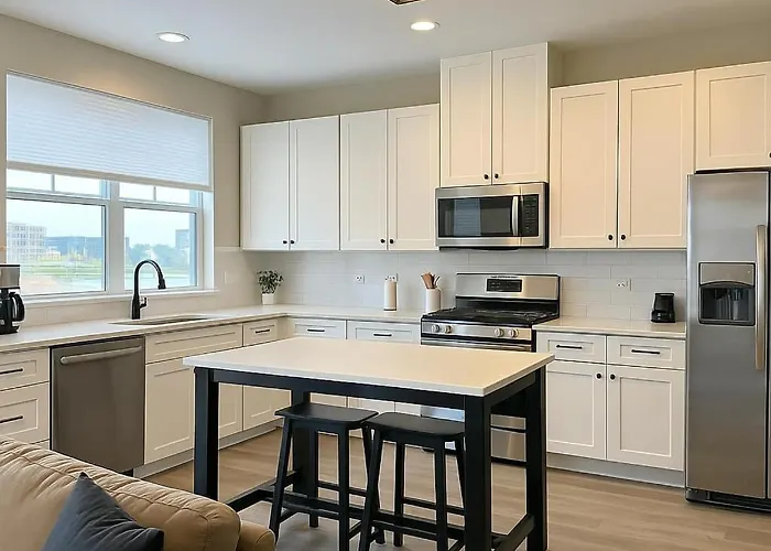 Apartment Spacious 4br Home- Perfect For Groups Wv1